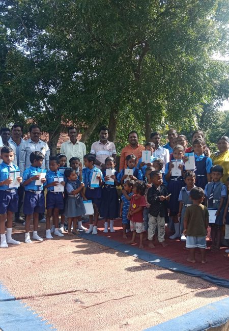 filter: 0; jpegRotation: 0; fileterIntensity: 0.000000; filterMask: 0; module:1facing:0; 
hw-remosaic: 0; 
touch: (0.28333333, 0.28333333); 
modeInfo: ; 
sceneMode: Auto; 
cct_value: 0; 
AI_Scene: (-1, -1); 
aec_lux: 117.0; 
hist255: 0.0; 
hist252~255: 0.0; 
hist0~15: 0.0;